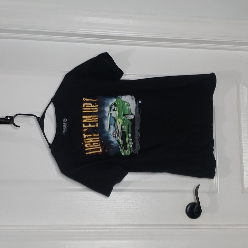 DILLIGAF by Bohica Bill Light 'Em Up Green Car T-Shirt Black Size Small